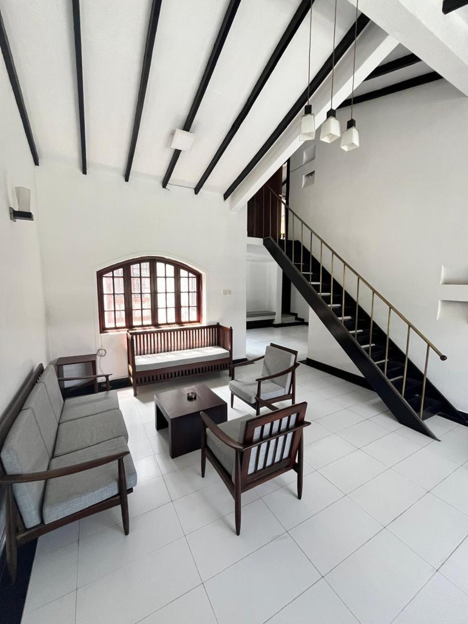 Lavinia Villa Dehiwala-Mount Lavinia Exterior photo